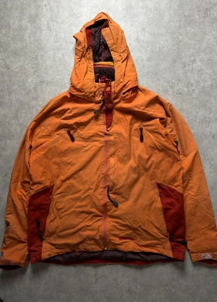 Veste à capuche Patagonia orange logo brodé / Taille L, marque: Patagonia, état: Bon état, taille: L, 22,90 €, 24,75 € Protection acheteurs (Pro) incluse