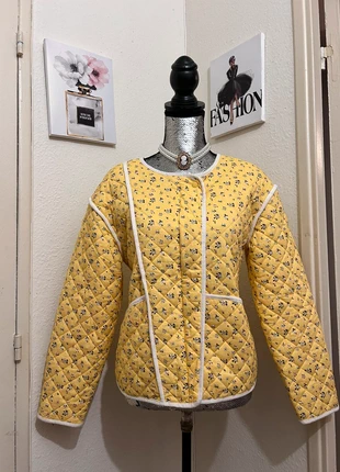 Doudoune courte matelassée fleurs rétro vintage bohème, brand: Vintage Dressing, condition: New without tags, size: S / 36 / 8, €25.00, €26.95 includes Buyer Protection Pro