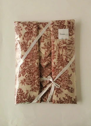 Nuova elegante tovaglia rettangolare in Toile De
Jouy Cotone elegante copritavola, marque: Falena Home, état: Neuf sans étiquette, 25,00 €, 26,95 € Protection acheteurs incluse