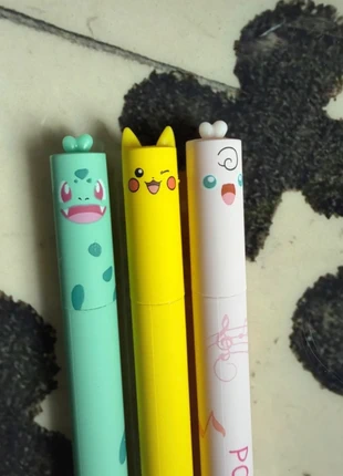 Magnifique trio Pokémon effaçables style Legami passion kawai, staat: Nieuw met prijskaartje, € 9,00, € 10,15 inclusief Kopersbescherming