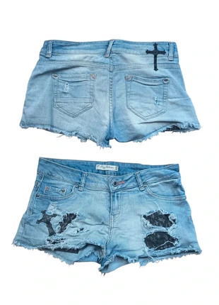 Mini short en jean crois chrétienne année 2000 vintage femme taille M, marke: Vintage Dressing, zustand: Sehr gut, größe: M / 38 / 10, 4,00 €, 4,90 € inklusive Vinted-Käuferschutz