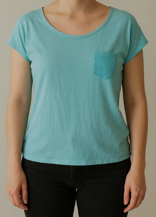 Tshirt bleu camaïeu M, marque: Camaïeu, état: Très bon état, taille: M / 38 / 10, 5,00 €, 5,95 € Protection acheteurs incluse