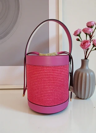 Borsa rosa a secchiello in rafia e pelle nuova woman's real leather pink bucket bag, brand: Vera Pelle, condizioni: Nuovo con cartellino, €50.00, €53.20 include la Protezione acquisti