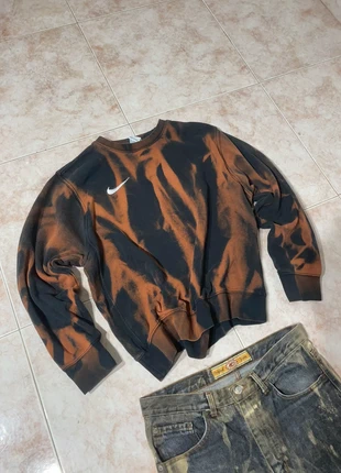 Oversized vintage 90s Affliction sweatshirt with a flame effect and a Topgun Flow hip-hop vibe., marque: Affliction, état: Très bon état, taille: M, 29,99 €, 32,19 € Protection acheteurs incluse