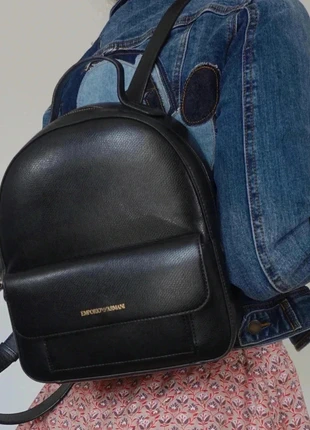 Sac à dos Emporio Armani en éco-cuir grainé noir, merk: Emporio Armani, staat: Goed, € 39,00, € 41,65 inclusief Kopersbescherming