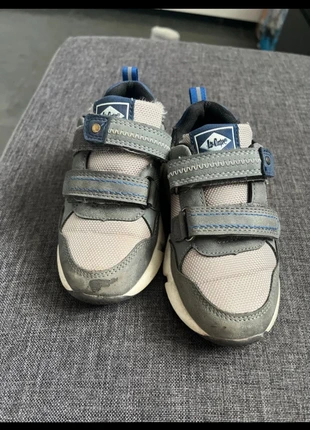 Basket à scratch enfant taille 25 Lee Cooper, marque: Lee Cooper, état: Satisfaisant, taille: 25, 3,00 €, 3,85 € Protection acheteurs incluse