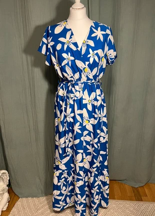 Robe longue bleu fleurie 🌼, marque: C'flo, état: Très bon état, taille: M / 38 / 10, 15,00 €, 16,45 € Protection acheteurs incluse