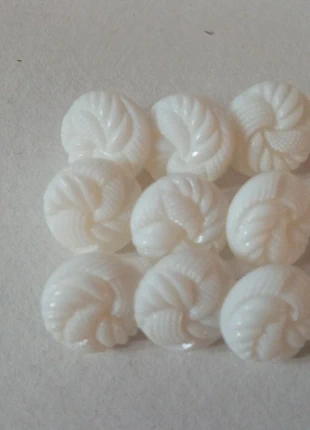 9 Botones Vintage Lote, merk: Art, staat: Heel goed, € 1,36, € 2,13 inclusief Kopersbescherming