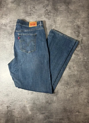 Jean levi’s bleu marine coupe Classic boot taille 46 W36, marque: Levi's, état: Bon état, taille: XXXL / 46 / 18, 17,00 €, 18,55 € Protection acheteurs incluse