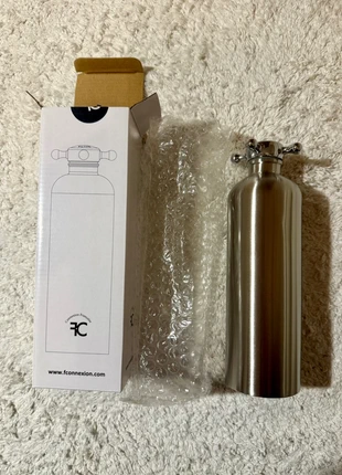 Gourde isotherme 75cl, état: Neuf avec étiquette, 10,00 €, 11,20 € Protection acheteurs incluse