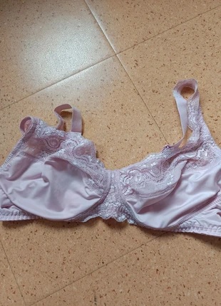 Soutien gorge taille 115c Bon prix, marca: Bonprix, estado: Bom, tamanho: 100C, €1.50, €2.28 inclui Proteção do Comprador