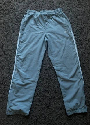 Jogging oversize Adidas gris Vintage Taille M, brand: adidas, condizioni: Ottime, taglia: M, €19.90, €21.60 include la Protezione acquisti