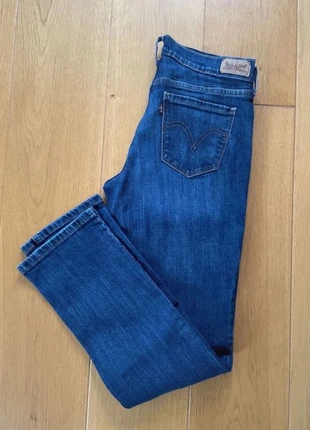 Jean Lévis shaping Skinny bleu marine W27 L32, marke: Levi's, zustand: Sehr gut, größe: S / 36 / 8, 25,00 €, 26,95 € beinhaltet Vinted-Käuferschutz Pro