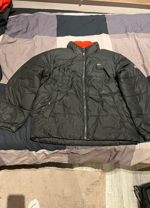 Bomber Tommy Jeans, merk: Tommy Jeans, staat: Goed, maat: L, € 39,99, € 42,69 inclusief Kopersbescherming