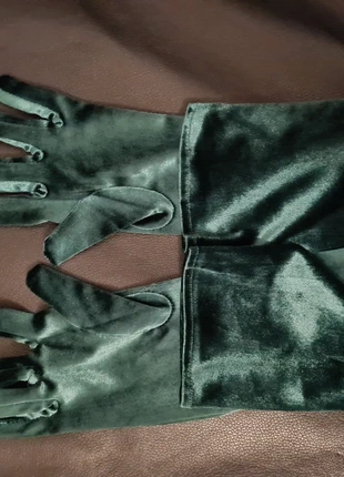 Velvet gloves, condition: New without tags, size: S, £2.00, £2.80 includes Buyer Protection