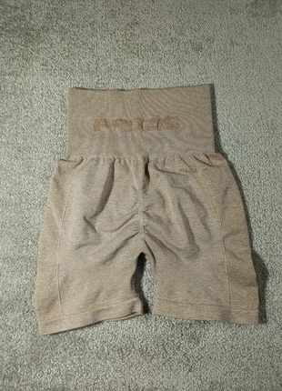 Short Prozis Seamless Scrunch XS taille haute gainant Beige fitness, brand: Prozis, condizioni: Ottime, taglia: XS / IT 38 / EU 34, €20.00, €21.70 include la Protezione acquisti