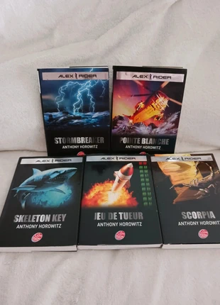 Alex Rider T1 à 5 en poche - roman jeunesse impeccables !, estado: Muito bom, €20.00, €21.70 inclui Proteção do Comprador