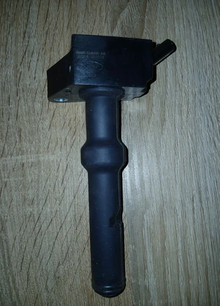 Bobine auto ford. 3x bobine, merk: Ford, staat: Heel goed, € 33,00, € 35,35 inclusief Kopersbescherming