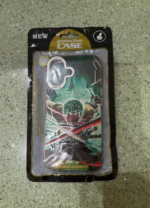 Cover IPhone 16 One Piece “Zoro”, marque: nakama case, état: Très bon état, 10,00 €, 11,20 € Protection acheteurs incluse