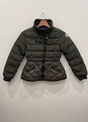 Giubbotto Moncler Valeriane con cappuccio, verde oliva - 8 Anni Bambina, marque: Moncler, état: Très bon état, taille: 8 ans / 128 cm, 49,99 €, 53,19 € Protection acheteurs incluse