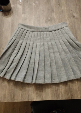 Jupe courte plissée grise jupe écolière hiver fille taille 16 ans Mini Mignon, marca: Mini Mignon, estado: Muito bom, tamanho: 16 anos / 176 cm, €3.90, €4.80 inclui Proteção do Comprador
