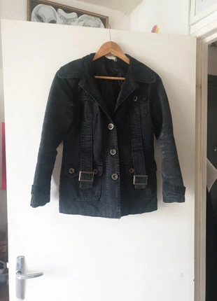 Veste jeans style usée, marque: ABC, état: Très bon état, taille: S / 36 / 8, 8,00 €, 9,10 € Protection acheteurs incluse