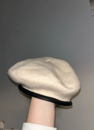 Beret, brand: H&M, condition: Very good, size: M, £2.00, £2.80 includes Buyer Protection