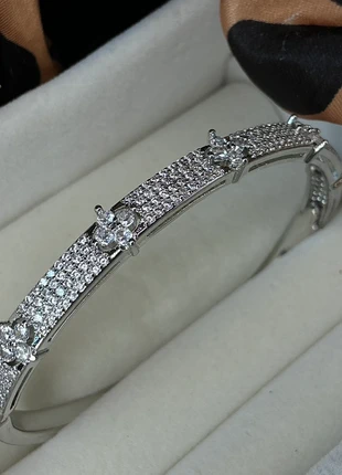 Bracelet jonc diamant fleuris argenté, marque: belinox, état: Neuf avec étiquette, 9,00 €, 10,15 € Protection acheteurs incluse