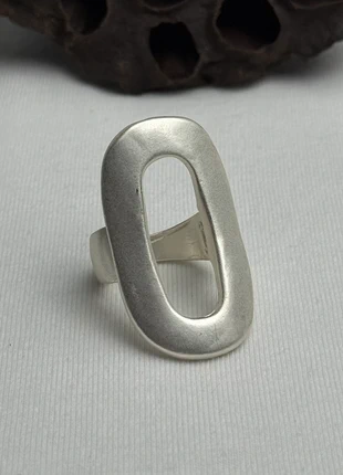 Bague chic épurée en acier inoxydable mat argenté, ajustable abstraite ring fashion, marque: Argent, état: Très bon état, taille: Ajustable, 10,00 €, 11,20 € Protection acheteurs incluse