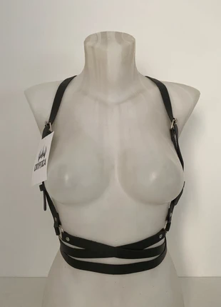 Harnais réglable en simili cuir noir avec taille enroulée, brand: Cryptica, condition: Very good, €14.00, €15.40 includes Buyer Protection Pro