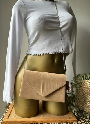 👜 sac pochette rigide effet cuir daim beige clair avec chaîne argentée – Neuve, condition: New with tags, €12.00, €13.30 includes Buyer Protection