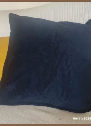 corduroy cushion, marque: Zara Home, état: Neuf avec étiquette, taille: 45 x 45 cm, 17,00 €, 18,55 € Protection acheteurs incluse