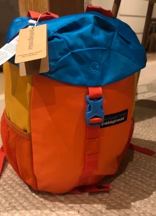 Sac à dos Patagonia enfants orange et jaune neuf, marque: Patagonia, état: Très bon état, 40,00 €, 42,70 € Protection acheteurs incluse