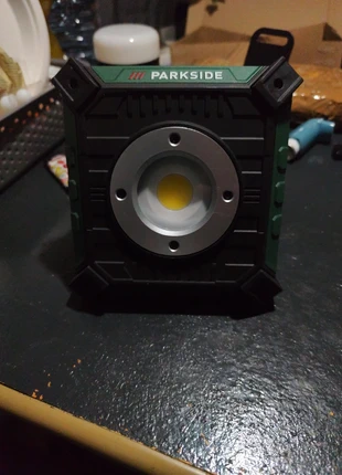 Lampada a led Parkside, marque: Parkside, état: Neuf sans étiquette, 25,00 €, 26,95 € Protection acheteurs incluse