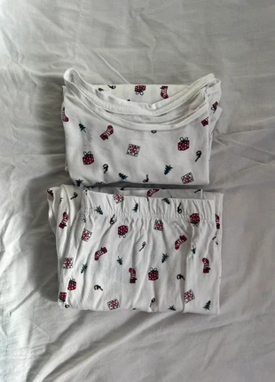 Primark pyjama Noël, merk: Primark, staat: Nieuw met prijskaartje, maat: S / 36 / 8, € 10,00, € 11,20 inclusief Kopersbescherming