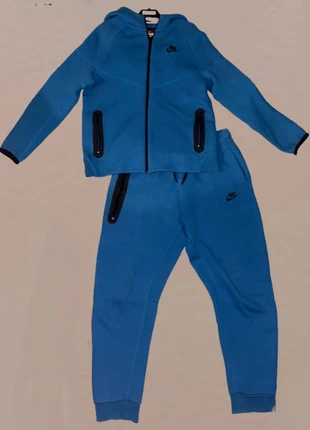 Ensemble Nike Tech, marke: Nike, zustand: Sehr gut, größe: XS, 78,00 €, 82,60 € inklusive Vinted-Käuferschutz