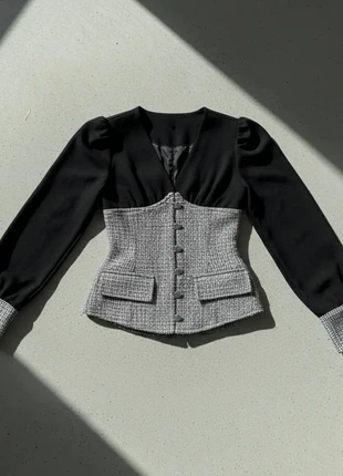 Haut noir et gris cintré en tweed à manches longues, marque: nolys, état: Très bon état, taille: M / 38 / 10, 49,99 €, 53,19 € Protection acheteurs incluse