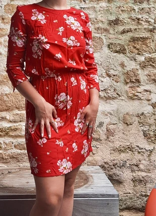 Robe rouge à fleurs H&M – Taille 34 – Neuve sans étiquette, marca: H&M, estado: Nuevo sin etiquetas, tamaño: XS / 34 / 6, 4,50 €, 5,43 € Protección al comprador incluida