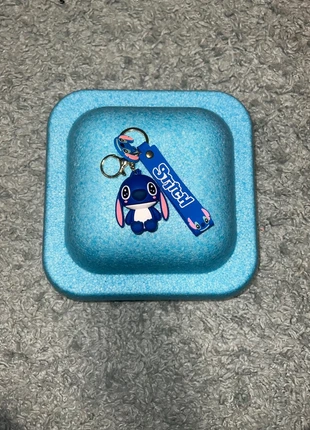 NIEUW, donkerblauwe 3-D sleutelhanger van Stitch, marque: Stitch, état: Très bon état, taille: Taille unique, 4,49 €, 5,41 € Protection acheteurs incluse