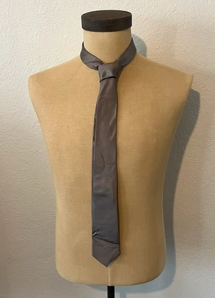 Cravate devred, marque: Devred, état: Bon état, 2,00 €, 2,80 € Protection acheteurs incluse