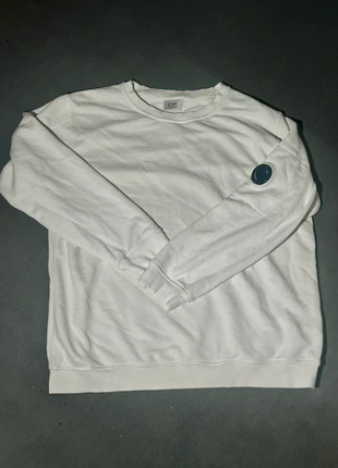 Pull CP Company blanc, marque: C.P. Company, état: Très bon état, taille: M, 37,00 €, 39,55 € Protection acheteurs incluse