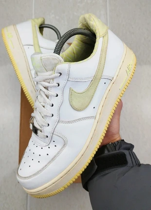 Baskets Sneackers Nike Air Force One AF1 Low 07 << White Yellow Barely Volt >> Taille 40, brand: Nike, condition: Very good, size: 40, €45.00, €47.95 includes Buyer Protection Pro