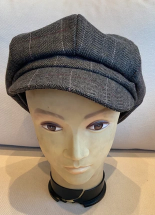 Casquette gavroche taille 59, marque: HOLOGRAMME, état: Neuf avec étiquette, taille: 59, 20,00 €, 21,70 € Protection acheteurs (Pro) incluse