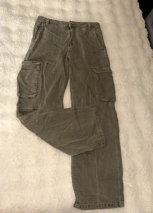 Pantalon Cargo Large Décontracté – Kaki Délavé (Y2K), marke: Bershka, zustand: Sehr gut, größe: M / 38 / 10, 8,00 €, 9,10 € inklusive Vinted-Käuferschutz