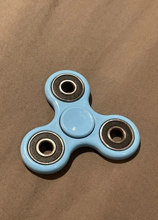 Blue fidget spinner, brand: NO LABEL, condition: Very good, size: One size, £2.00, £2.46 includes Buyer Protection