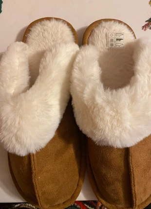 Chaussons hiver tout doux, marque: je ne sais pas, état: Neuf sans étiquette, taille: 39, 8,00 €, 9,10 € Protection acheteurs incluse