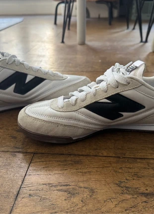 New Balance baskets 43, marque: New Balance, état: Très bon état, taille: 43, 25,00 €, 26,95 € Protection acheteurs incluse