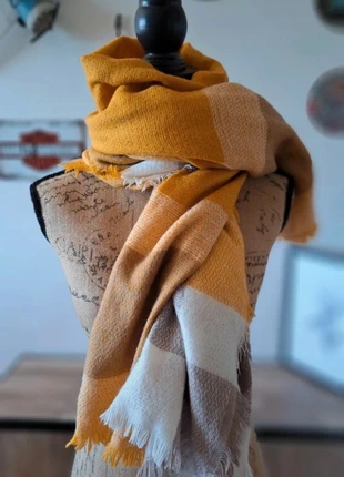 Echarpe , châle Jennyfer, brand: Jennyfer, condition: Very good, €5.00, €5.95 includes Buyer Protection