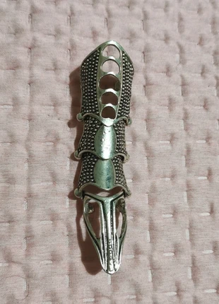 Anello artiglio alternative argento, brand: Alternative, condizioni: Nuovo senza cartellino, taglia: Regolabile, €5.00, €5.95 include la Protezione acquisti