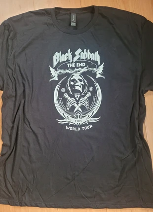 Black Sabbath T shirt world end tour NEW size XXL, marca: Metal, estado: Nuevo sin etiquetas, tamaño: XXL, 14,50 €, 15,93 € Protección al comprador incluida